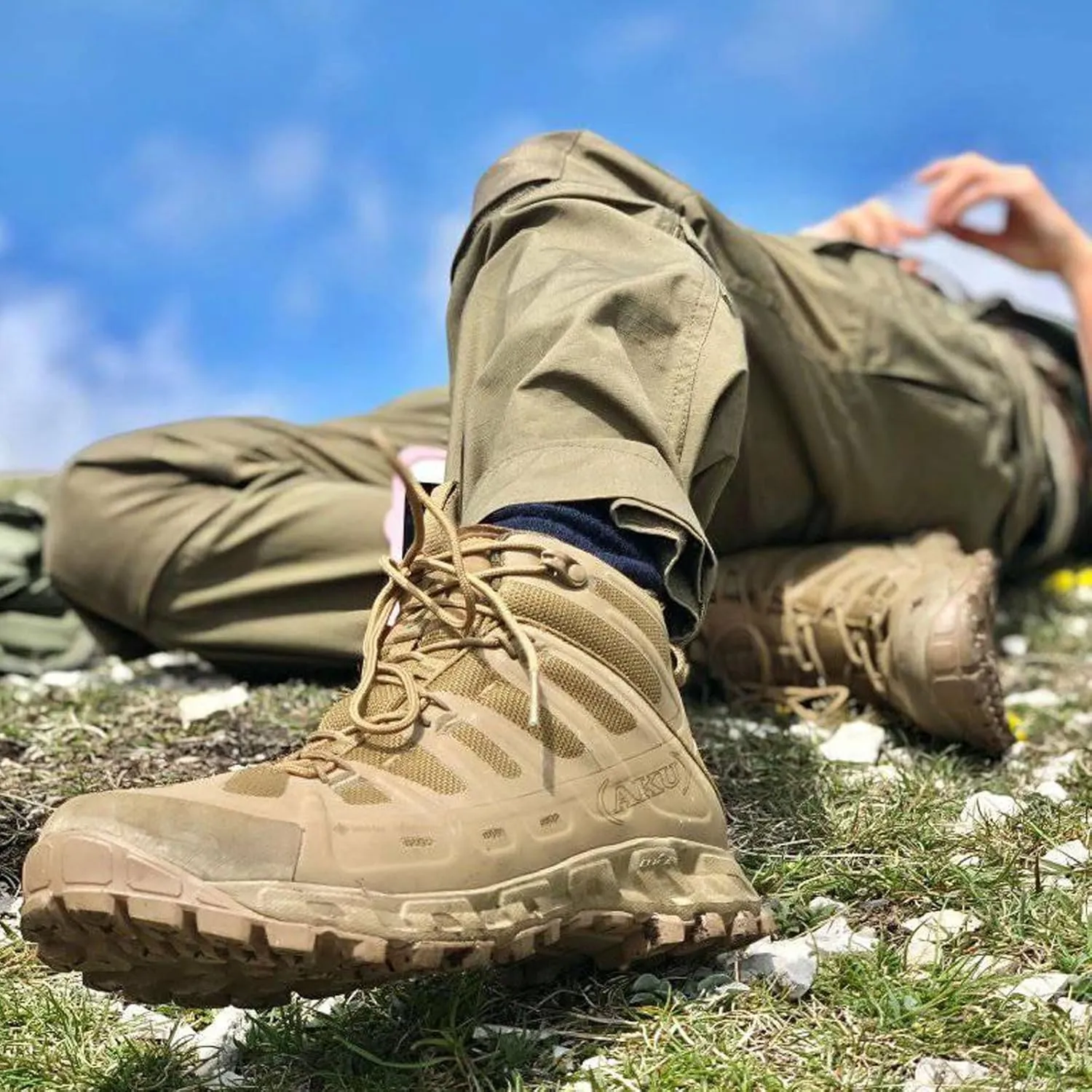 AKU Men's Selvatica Tactical Mid GTX Multi-Purpose Durable Lightweight Breathable Flexible Comfortable Ankle-High Laced Boots