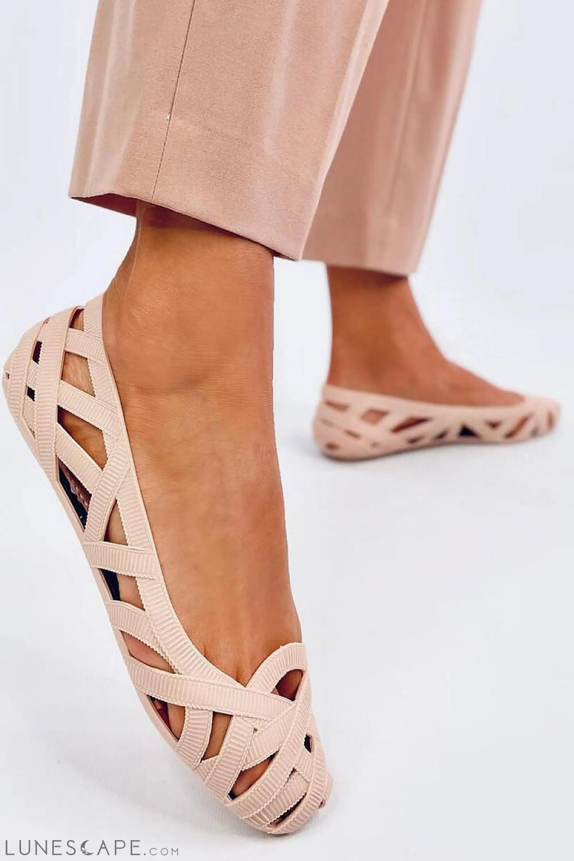 Beige Caged Jelly Women's Flats with Sculpted Cutouts