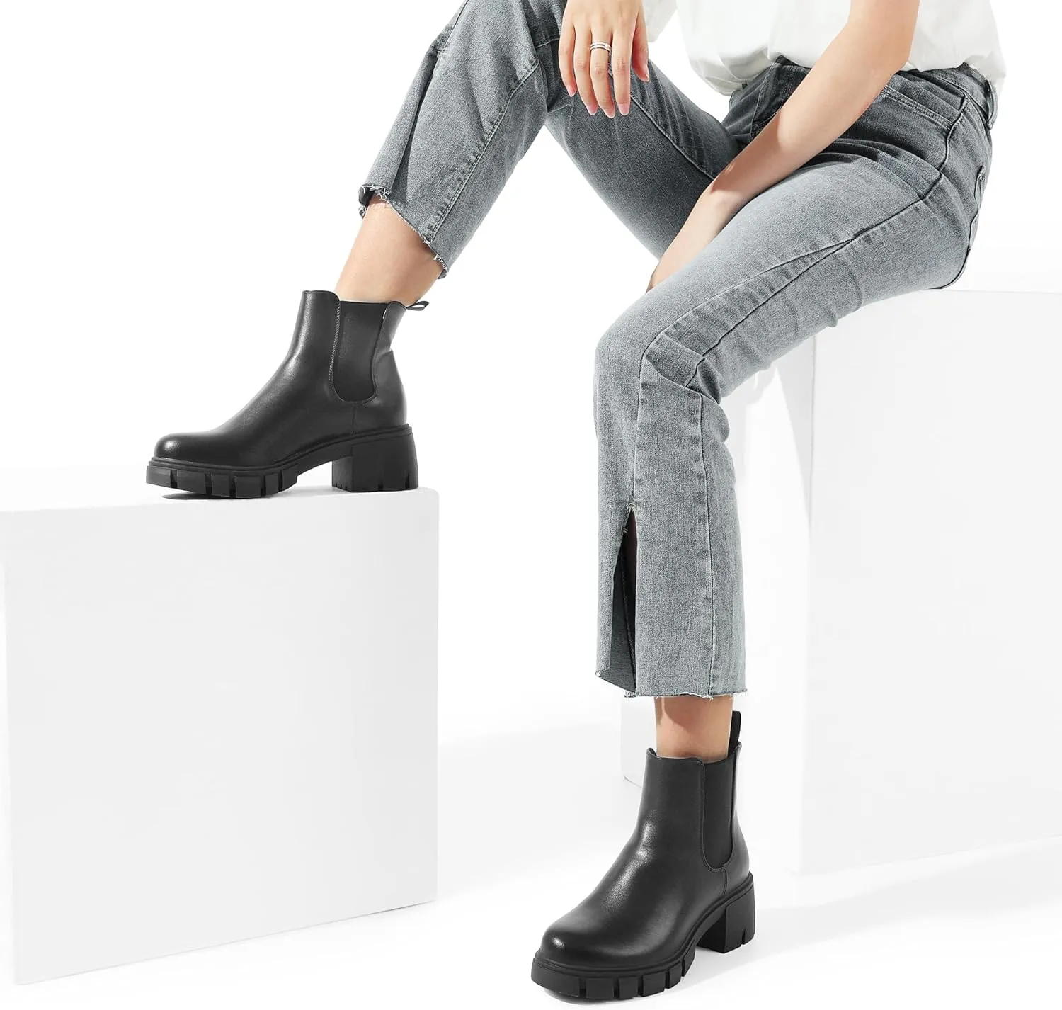 DREAM PAIRS Women's Elastic Chelsea Ankle Boots Platform Low Chunky Block Heel Lug Sole Slip on Fall Heeled Booties Shoes