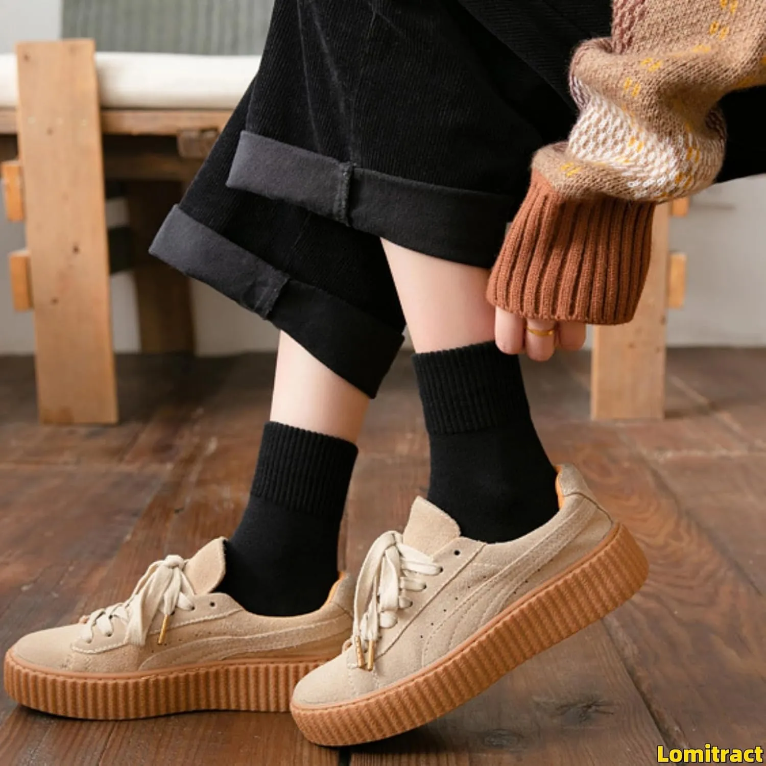 Lomitract Bamboo Mini Crew Socks (Women 5-10)