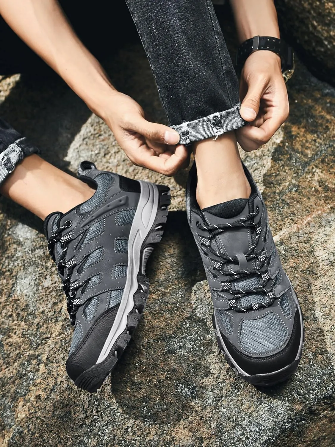 Men's Hiking Shoes Low-Top Trail Running Sneakers Breathable Mesh Travel Shoes Non-Slip Outdoor Trekking Boots