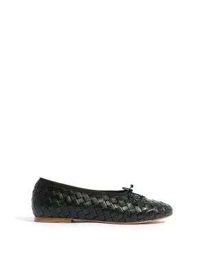 Sacha interlace Shiny lamb Black