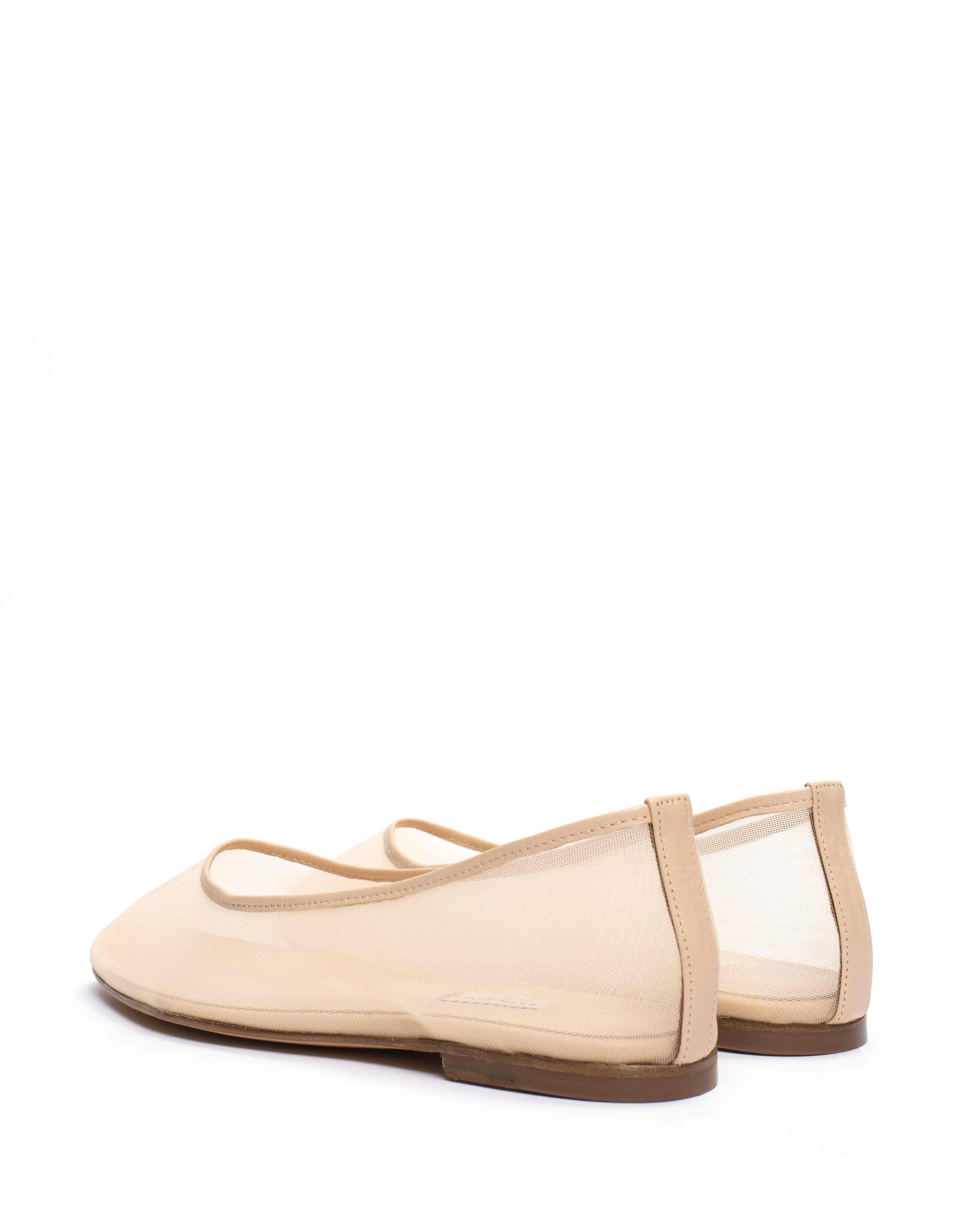 Sacha mosquito Shiny lamb & mosquito Vanilla cream