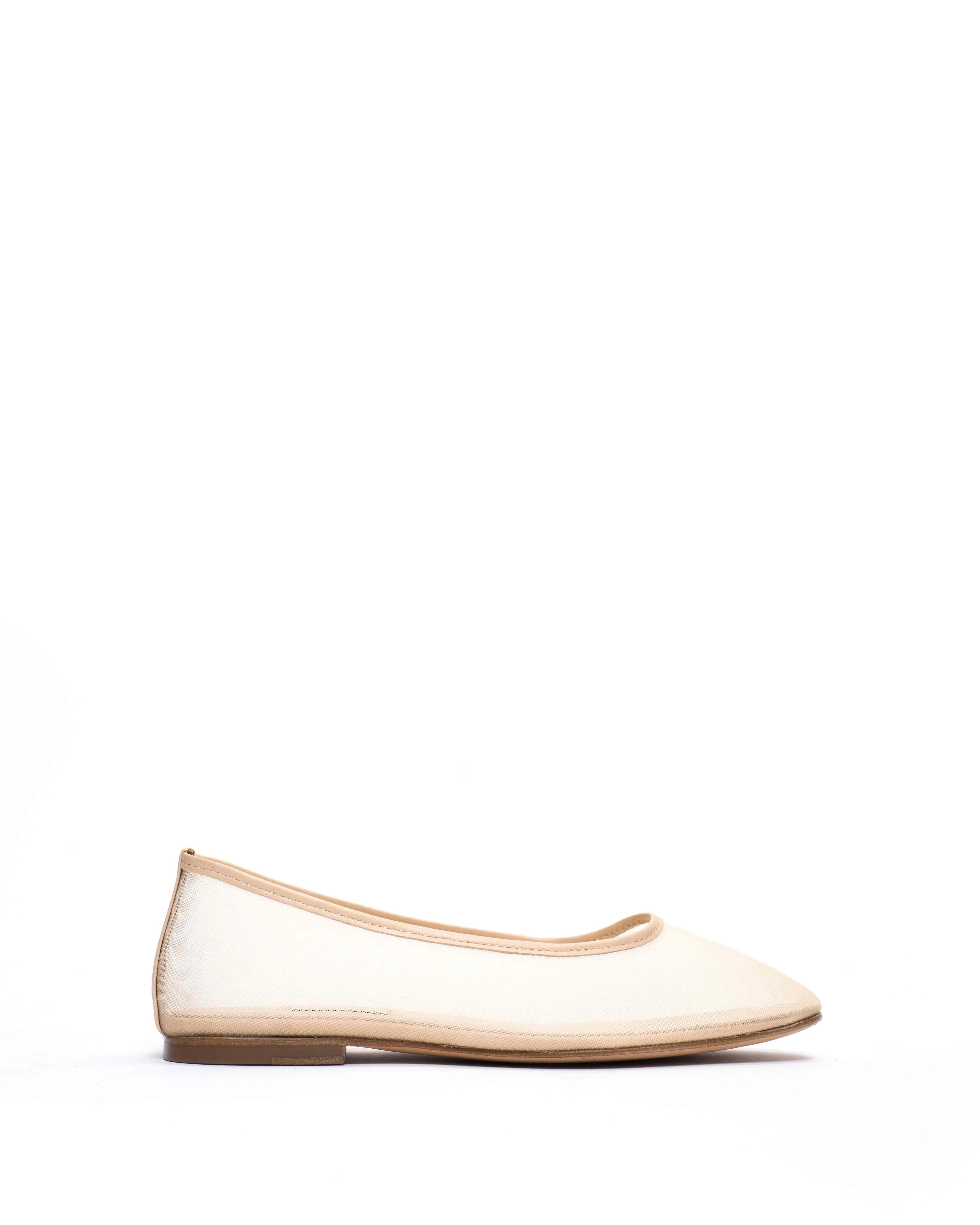 Sacha mosquito Shiny lamb & mosquito Vanilla cream