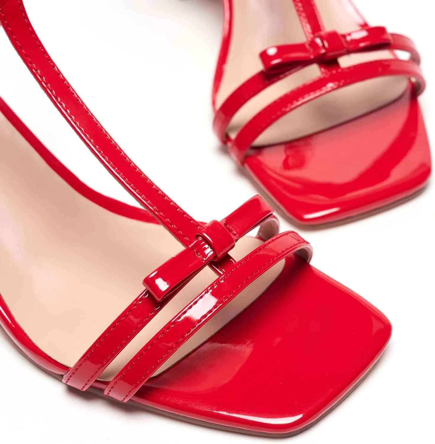 Women's Chunky Heel Strappy Sandals - Square Toe T-Strap Bow Detail Block Heels Open Toe Dress Shoes for Wedding, Party, Summer