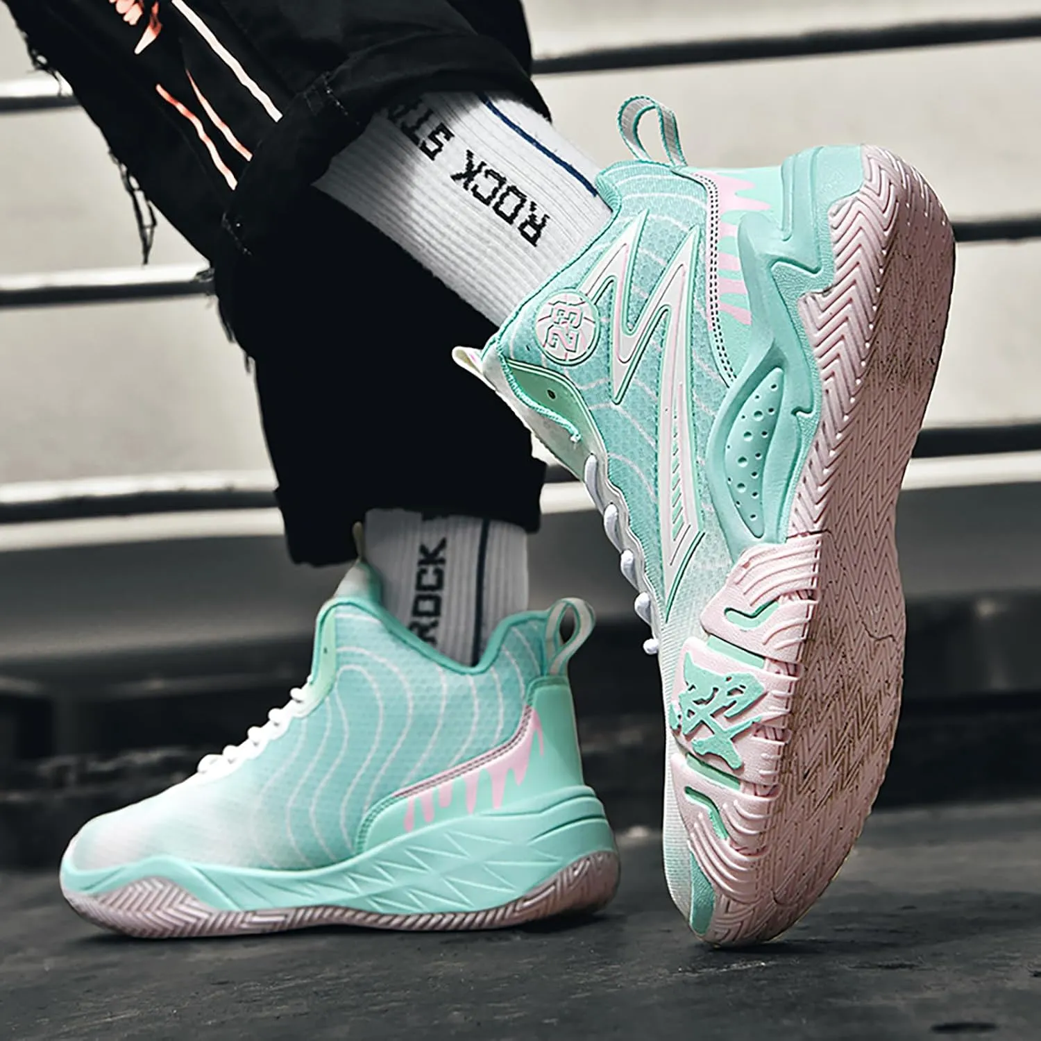 Womens Mens Basketball Shoes Breathable Comfortable Lightweight Fashion Athletic Sneakers Non Slip Outdoor Sport Shoes