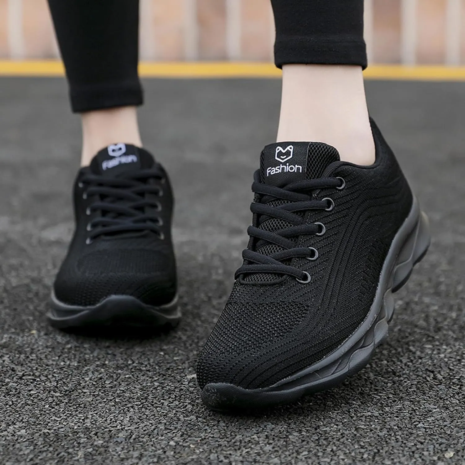 Women's Mesh Lace up Lightweight Running Sneakers Comfortable Breathable Non-Slip Soft Sole Casual Walking Sports Shoes Work Gym Trekking Tennis Sneakers
