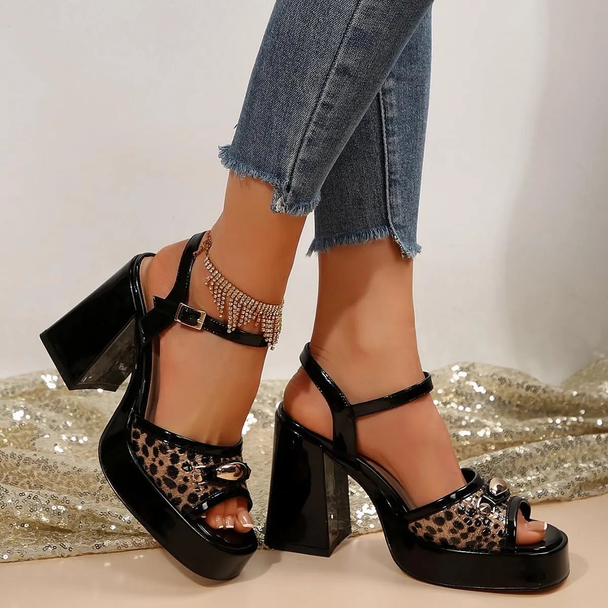 Women's Strappy Wedge Sandals Chunky Heel Squared Toe Patent PU Leather Sexy Party Dress Shoes